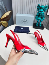 HIGH SLING BACK PUMPS IN SILVER MIX RED SATIN